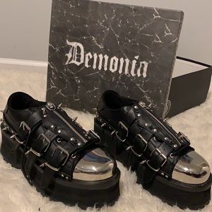 COPY - Gravedigger - Appears brand new